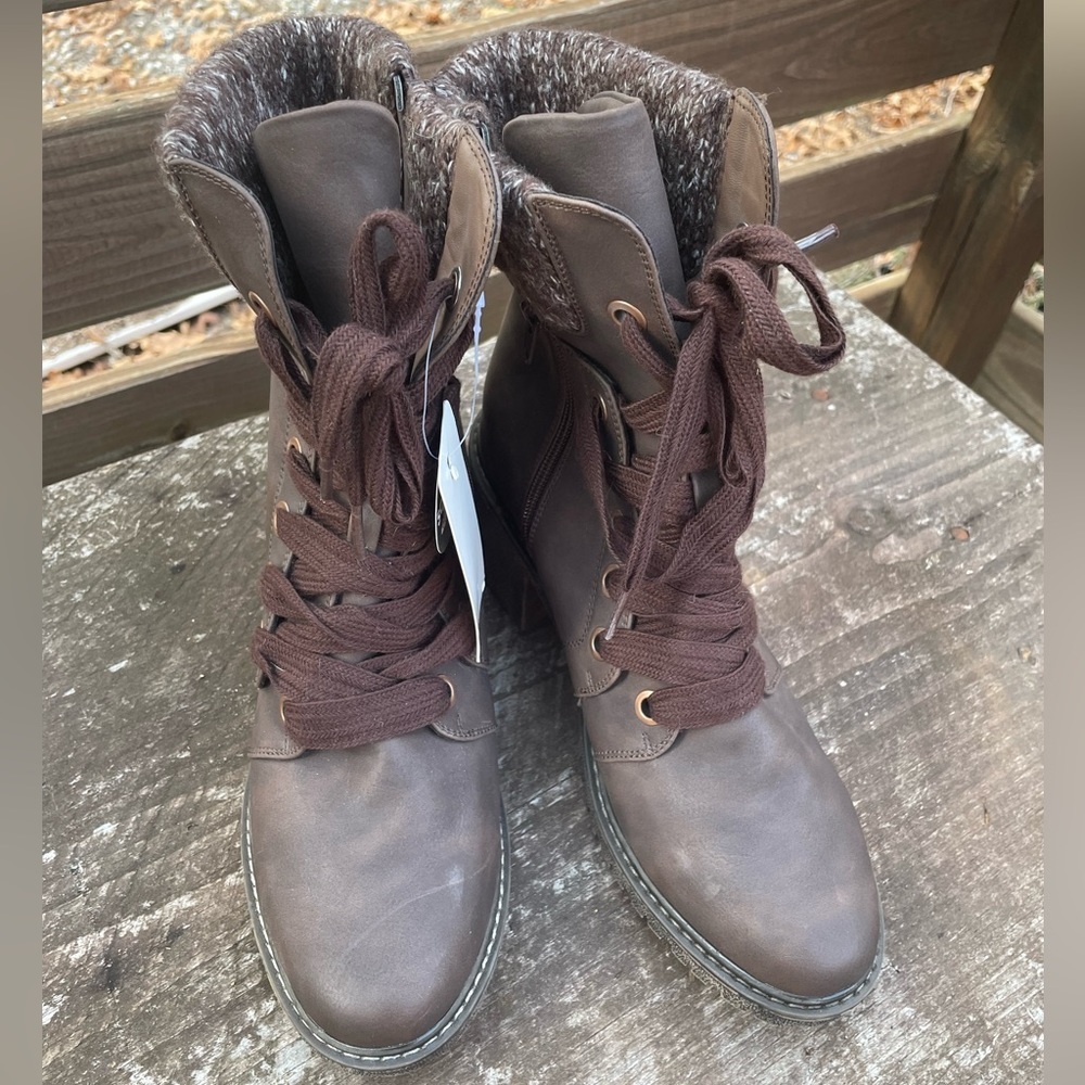 Roxy Knit Lace Up Chunky Heeled Ankle Bootie - Picture 3 of 10